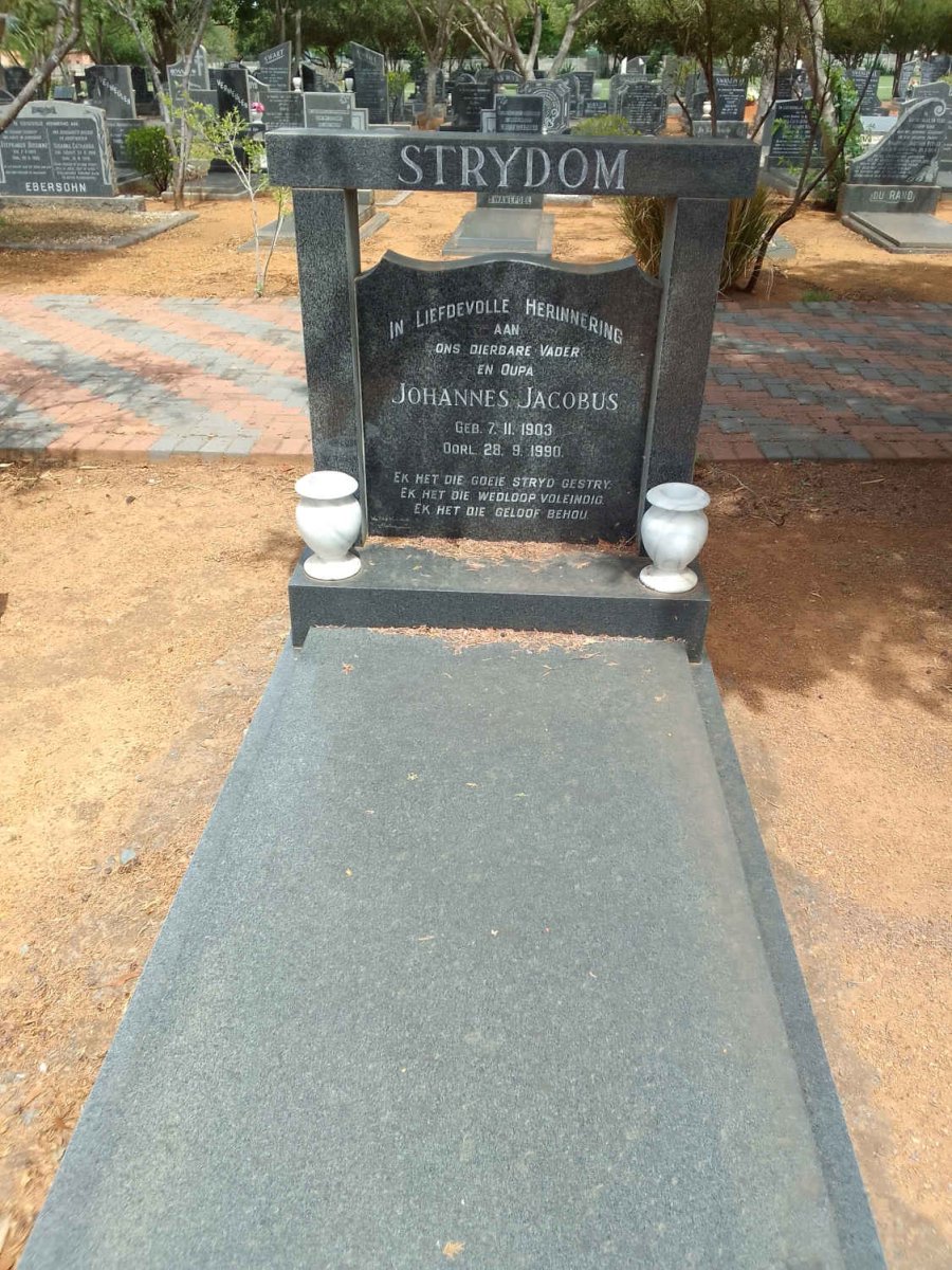 STRYDOM Johannes Jacobus 1903-1990
