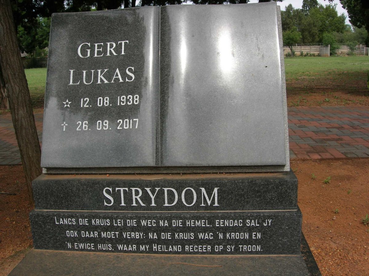 STRYDOM Gert Lukas 1938-2017