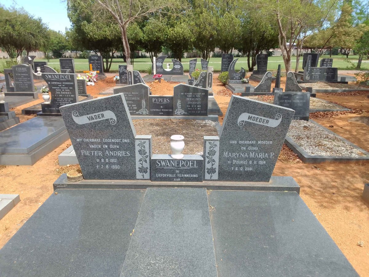 SWANEPOEL Pieter Andries 1912-1990 &amp; Maryna Maria P. FOURIE 1914-2001