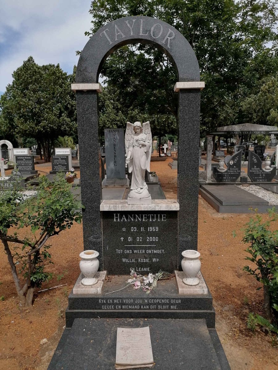 TAYLOR Hannetjie 1959-2000