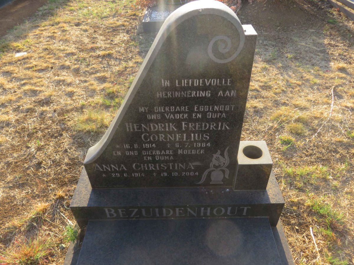 BEZUIDENHOUT Hendrik Frederik Cornelius 1914-1984 &amp; Anna Christina 1914-2004
