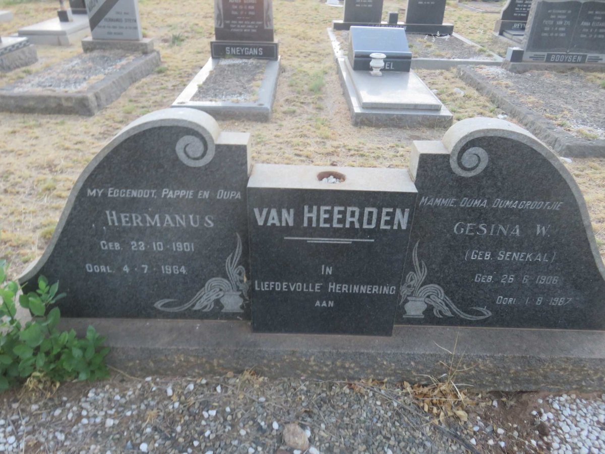 HEERDEN Hermanus, van 1901-1964 &amp; Gesina W. SENEKAL 1906-1987