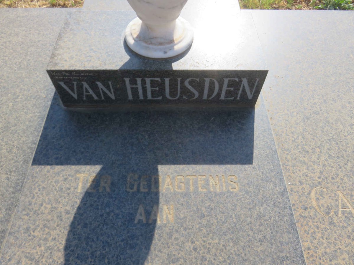 HEUSDEN Charles Lucien Paul, van 1906-1984 &amp; Carolina Elizabeth TERBLANCHE 1919-2000