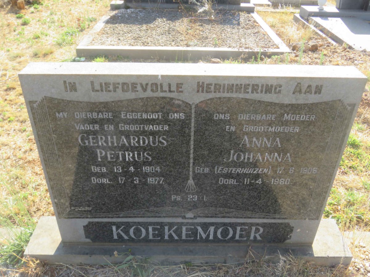 KOEKEMOER Gerhardus Petrus 1904-1977 &amp; Anna Johanna ESTERHUIZEN 1906-1980