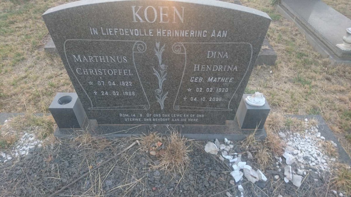 KOEN Marthinus Christoffel 1922-1966 &amp; Dina Hendrina MATHEE 1920-2005