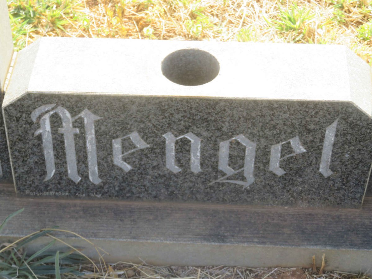MENGEL Christian Frederick 1915-1977 &amp; Johanna Catharina 1919-1990