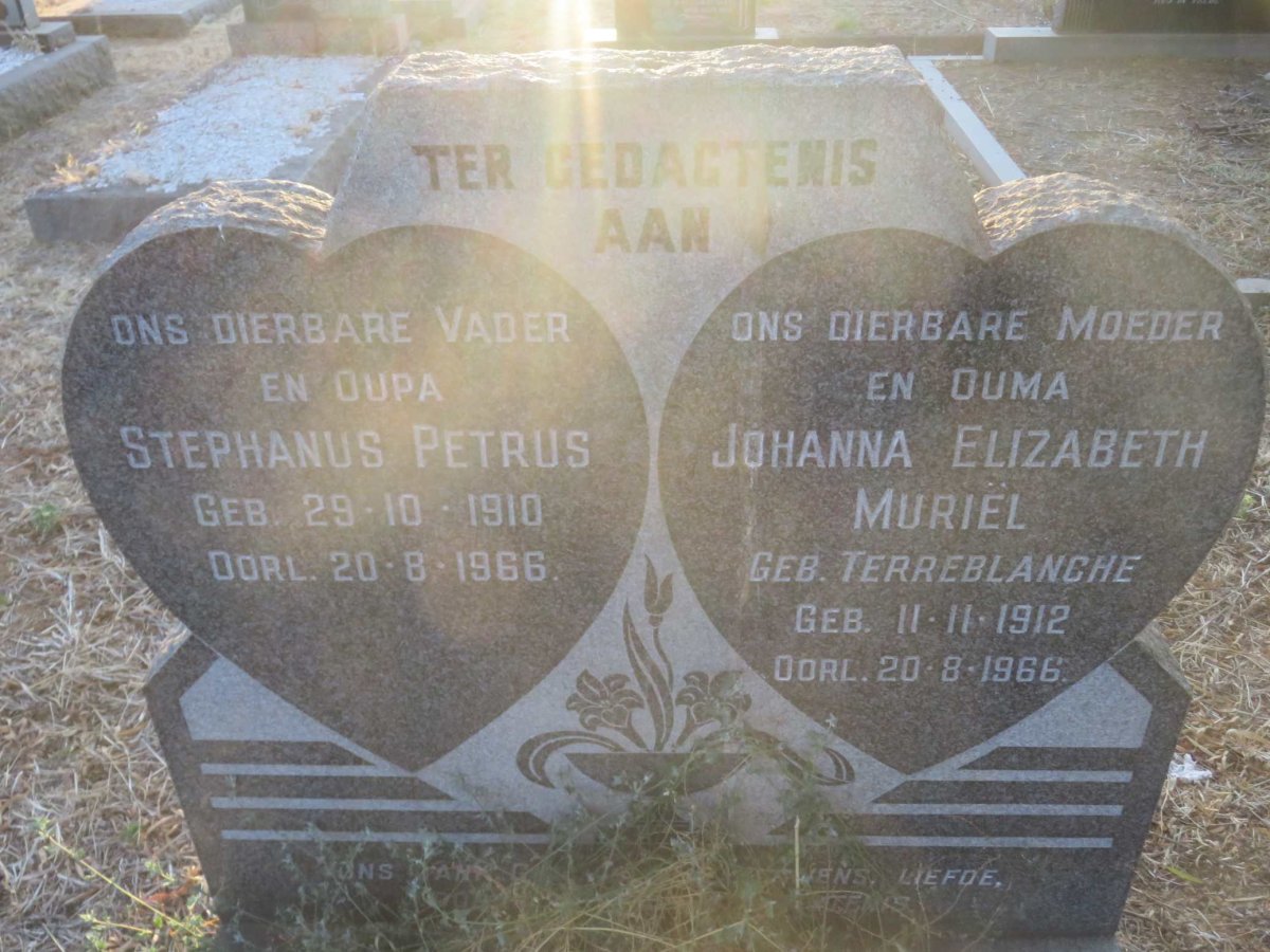 NAUDE Stephanus Petrus 1910-1966 &amp; Johanna Elizabeth Muriel TERREBLANCHE 1912-1966