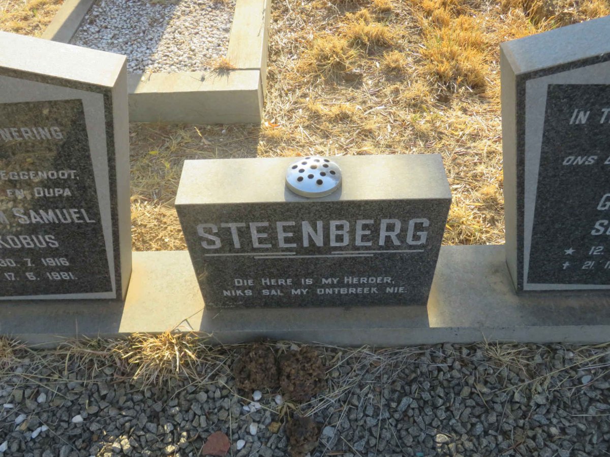 STEENBERG Abraham Samuel Jacobus 1916-1981 &amp; Gesina Sophia 1918-1987