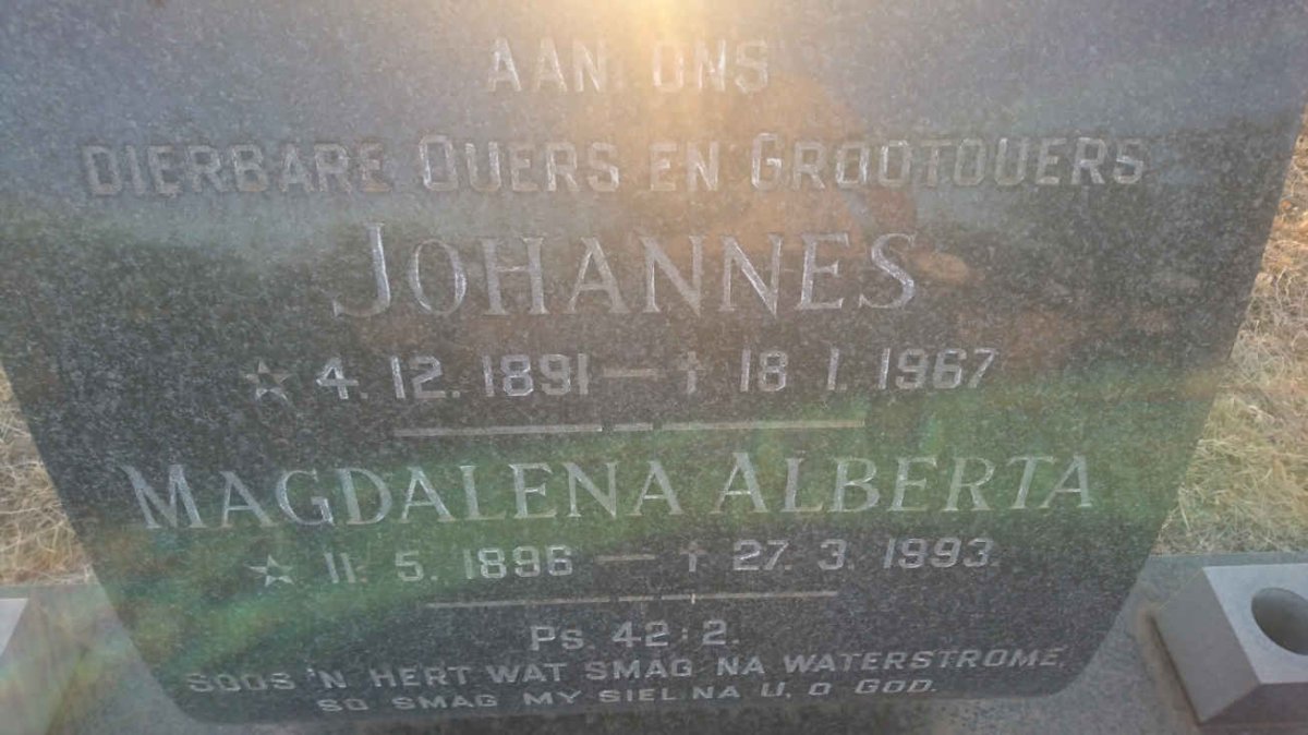 STYGER Johannes 1891-1967 &amp; Magdalena Alberta 1896-1993