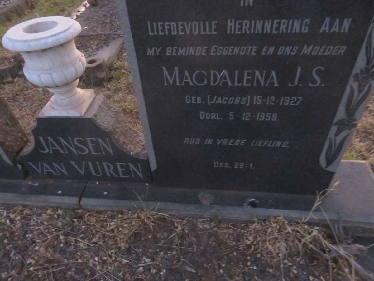 VUREN Ockert J., Jansen van 1923- &amp; Magdalena J.S. JACOBS 1927-1959