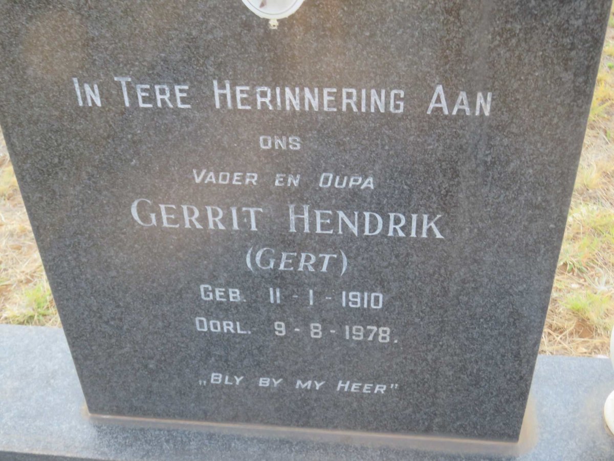 WENTZEL Gerrit Hendrik 1910-1978 &amp; Gezina Albertina MITCHELL 1916-1975