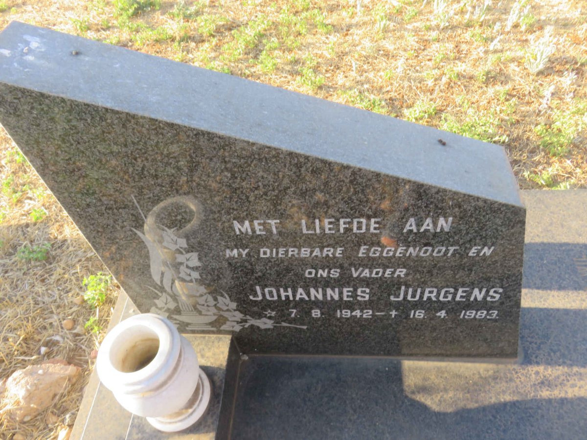 ? Johannes Jurgens 1942-1983 &amp; Magrietha Elizabeth 1945-