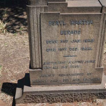 BENADE Beryl Martha 1942-1944