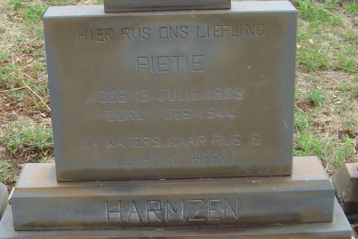 HARMZEN Pietie 1938-1944