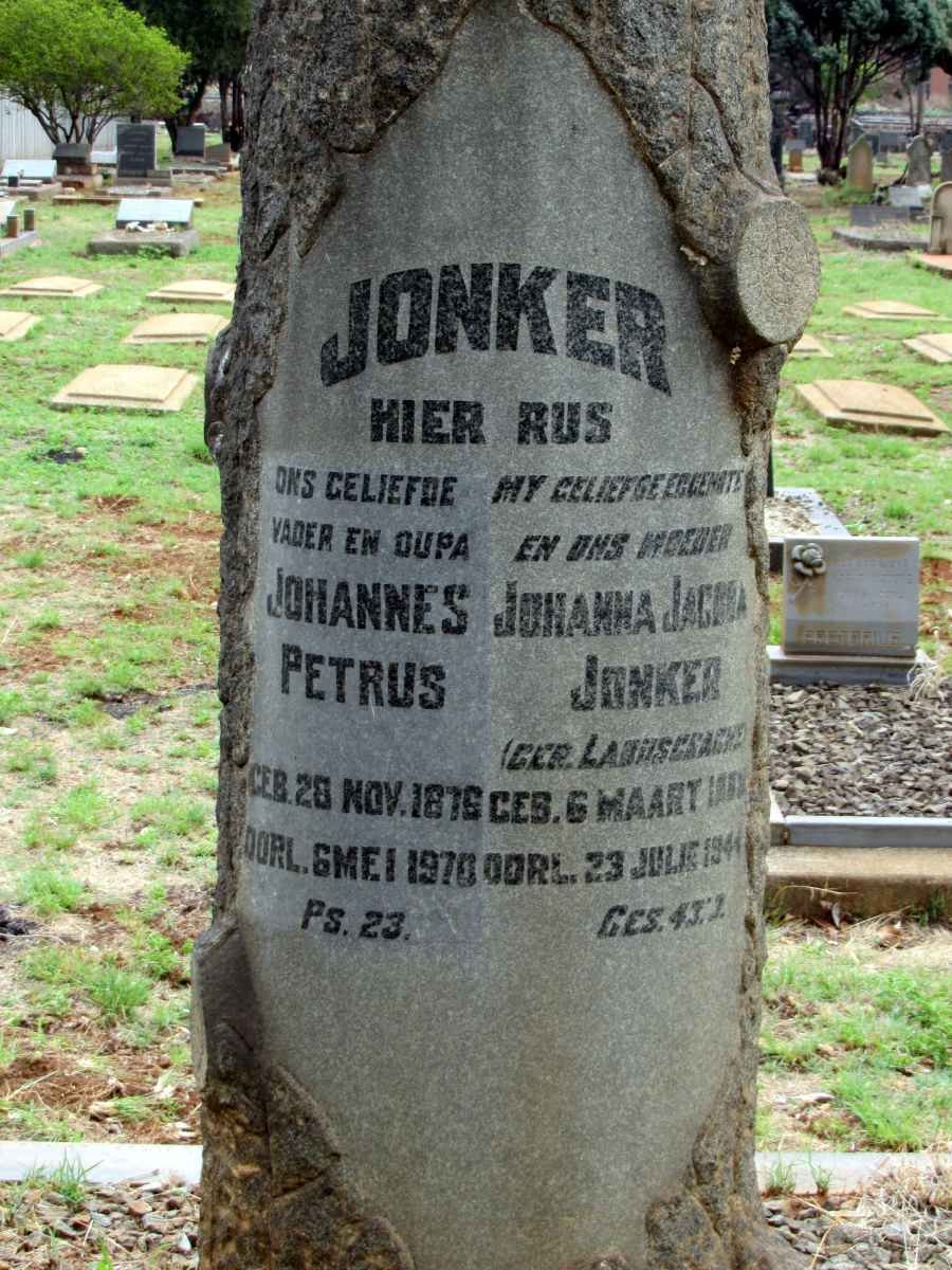 JONKER Johannes Petrus 1876-1970 &amp; Johanna Jacoba LABUSCHAGNE -1944