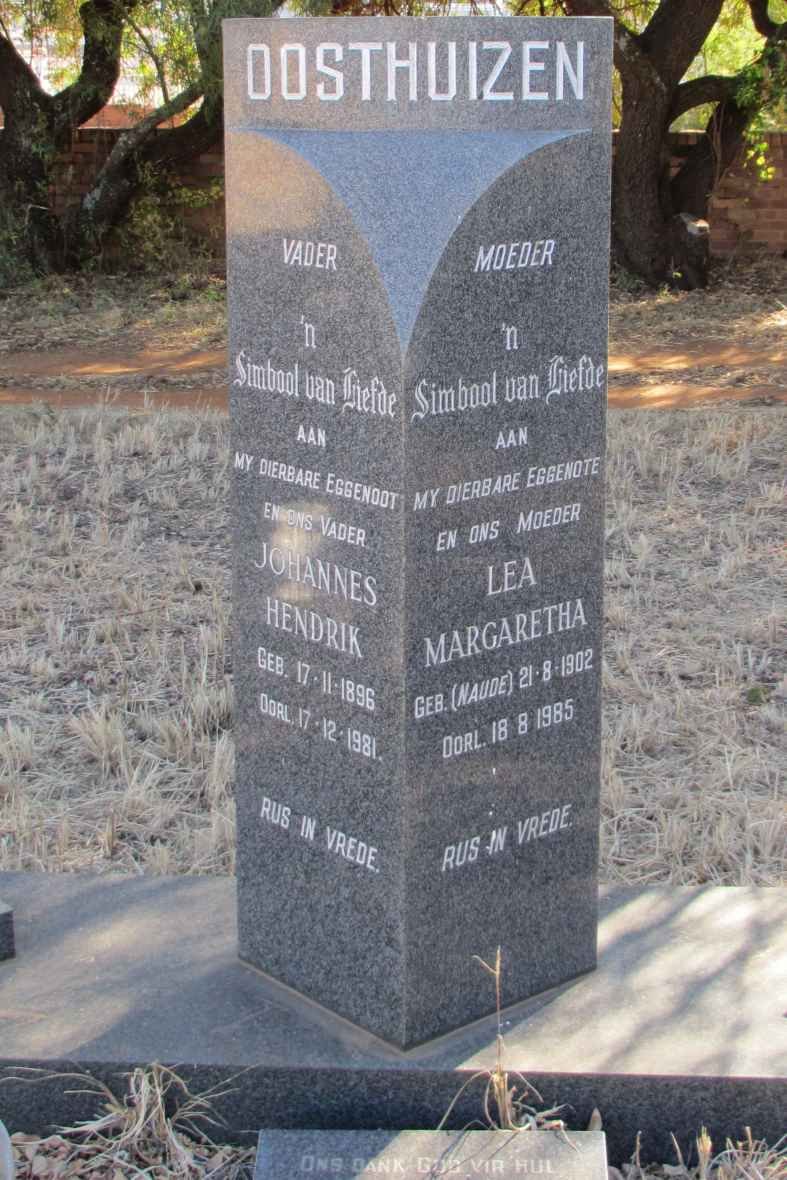 OOSTHUIZEN Johannes Hendrik 1896-1981 &amp; Lea Margaretha NAUDE 1902-1985