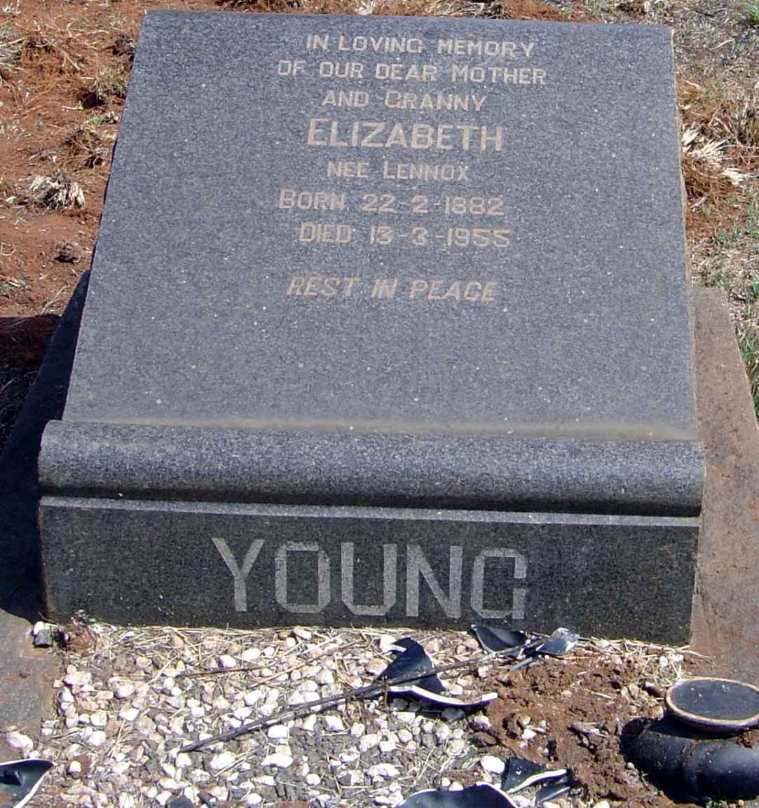 YOUNG Elizabeth nee LENNOX 1882-1955