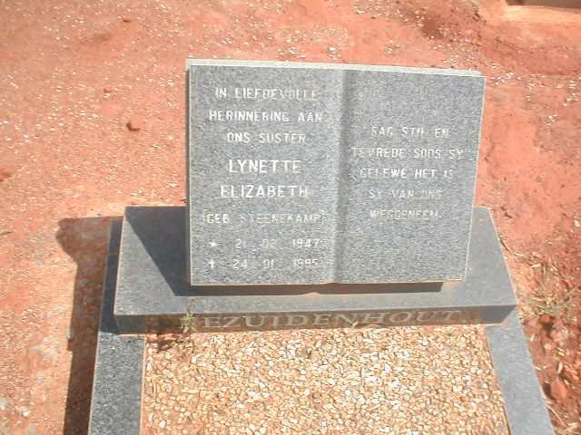 BEZUIDENHOUT Lynette Elizabeth nee STEENEKAMP 1947 - 1995