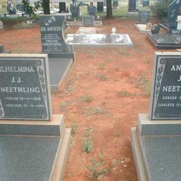NEETHLING Andreas J. C. 1918-1993 &amp; Wilhelmina J. J. 1926-1982