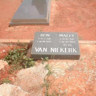 NIEKERK Rein, van 1916-1997 &amp; Matty 1917-1994