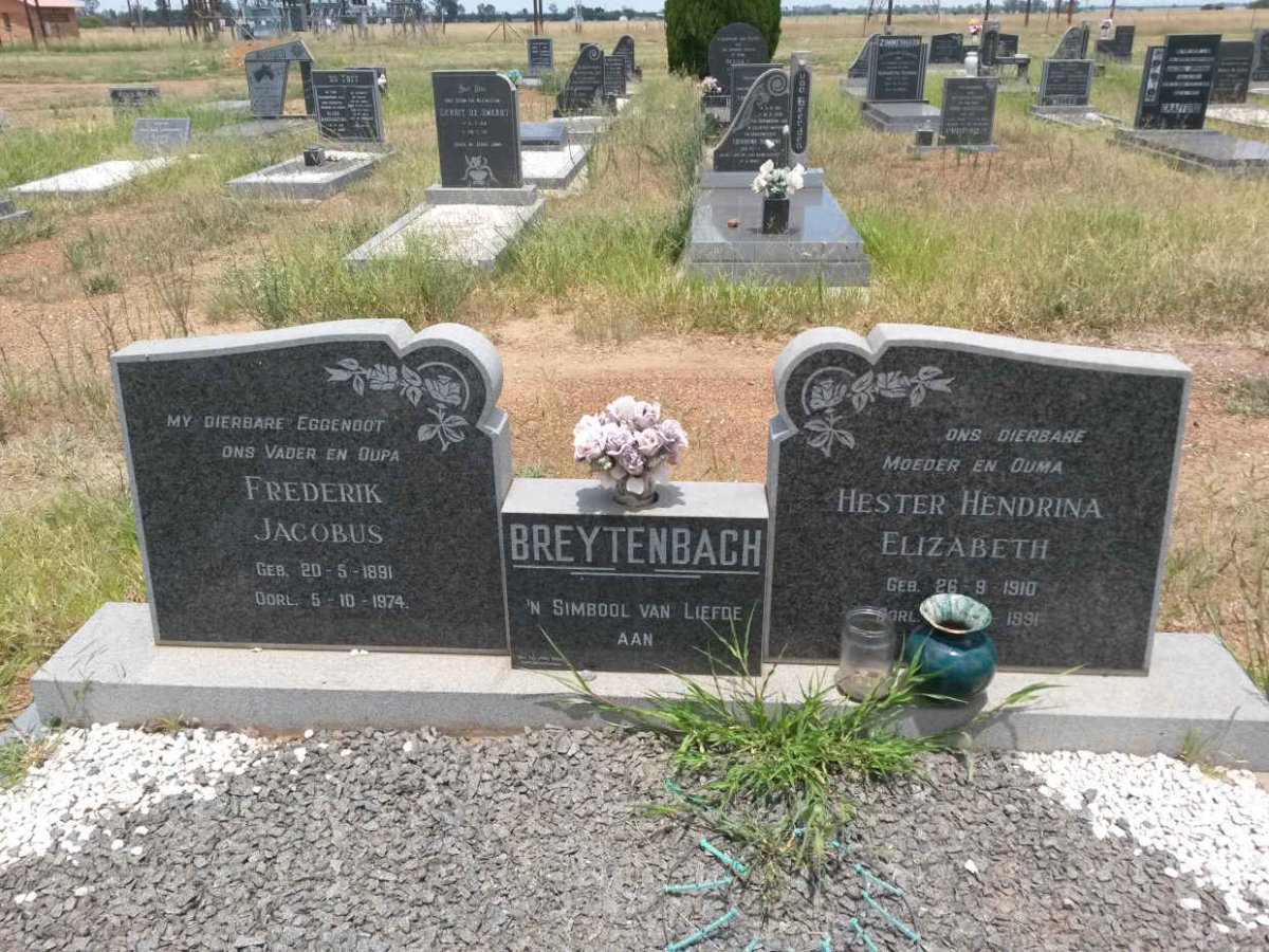 BREYTENBACH Frederik Jacobus 1891-1974 &amp; Hester Hendrina Elizabeth 1910-1991