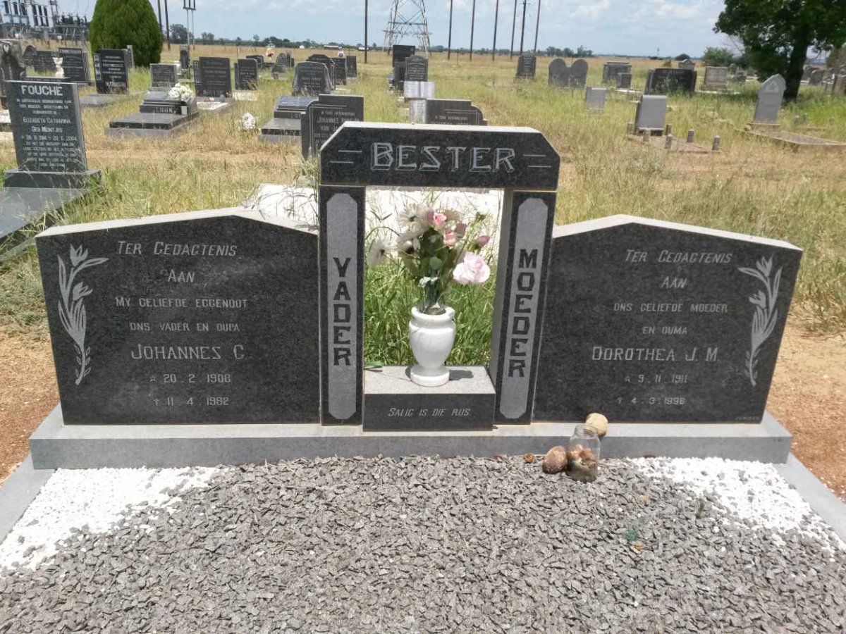 BESTER Johannes C. 1908-1982 &amp; Dorothea J.M. 1911-1996