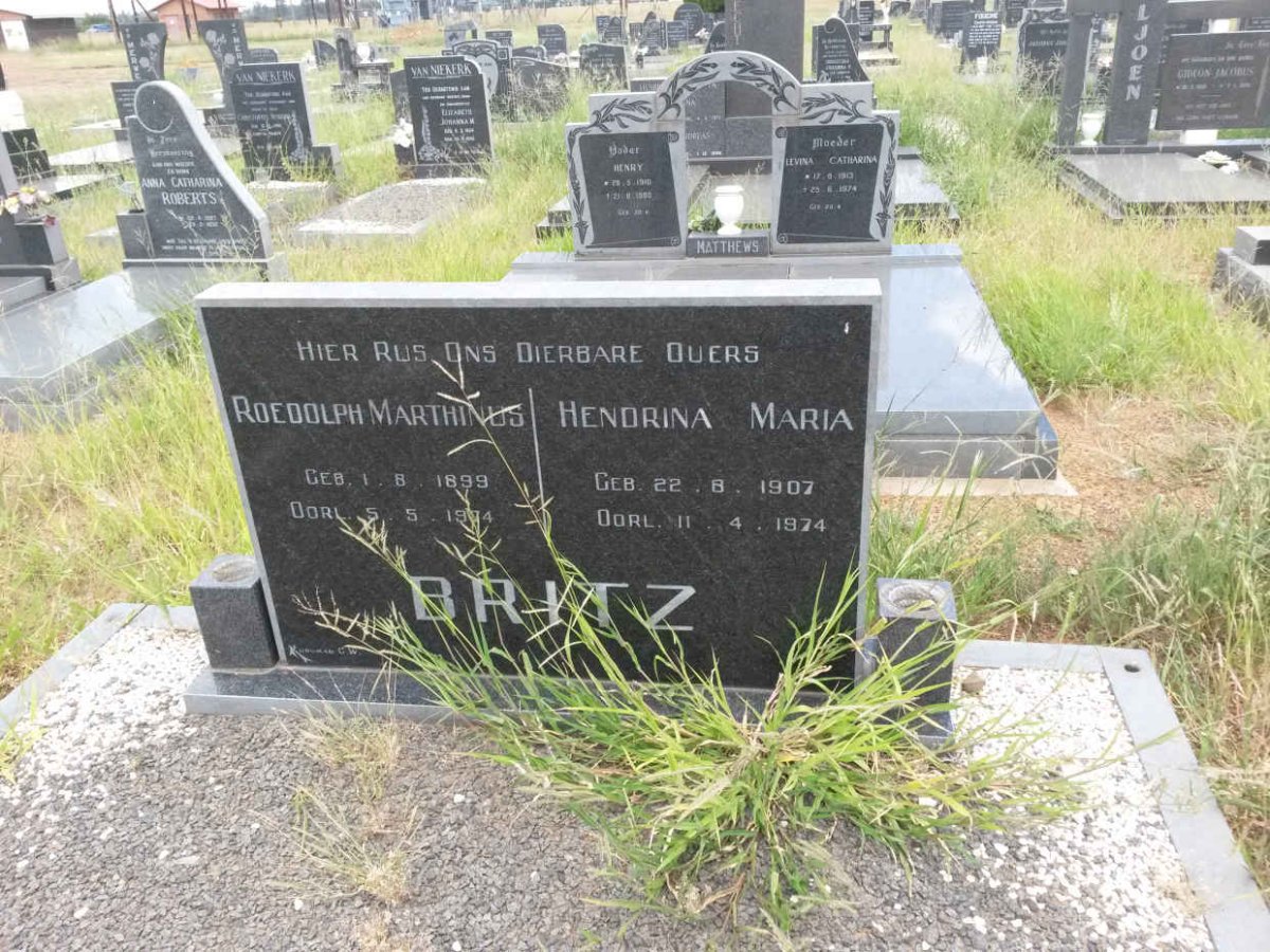 BRITZ Roedolph Marthinus 1899-19?4 &amp; Hendrina Maria 1907-1974