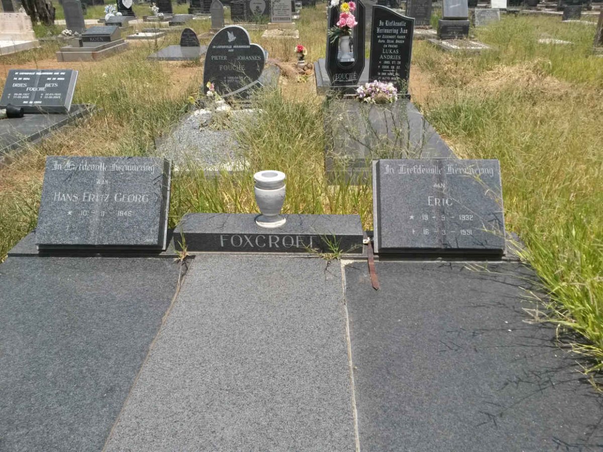 FOXCROFT Hans Fritz Georg 1946- :: FOXCROFT Eric 1932-1991