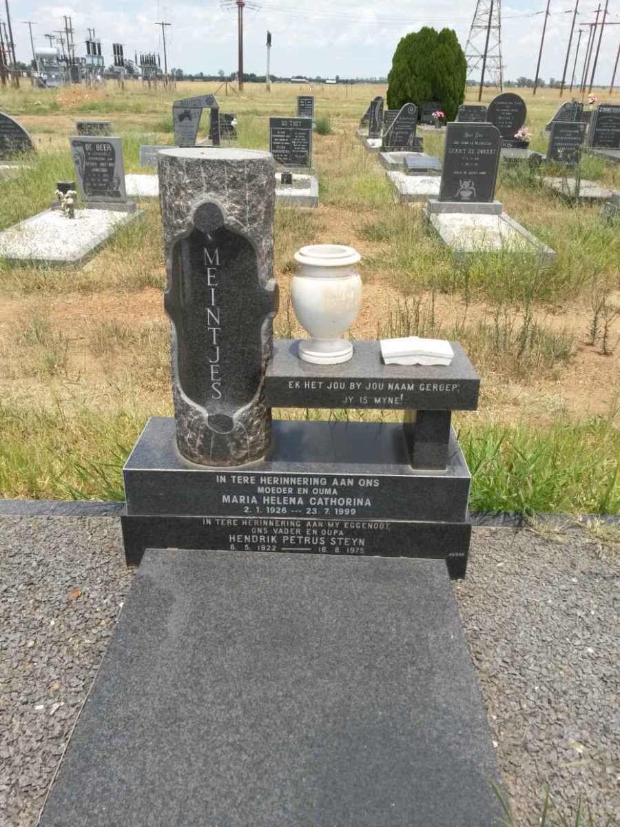 MEINTJES Hendrik Petrus Steyn 1922-1975 &amp; Maria Helena Cathorina 1926-1999