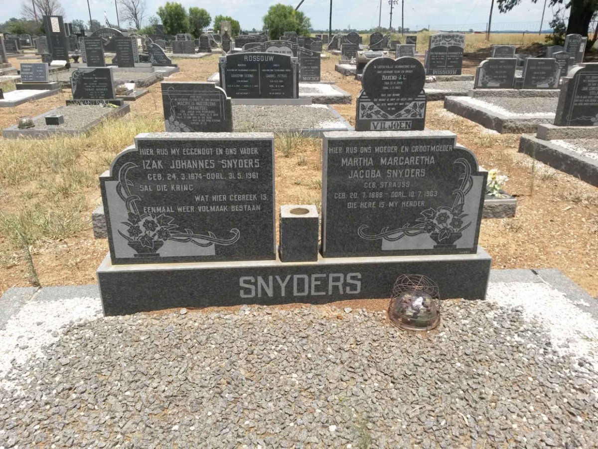 SNYDERS Izak Johannes 1874-1961 &amp; Martha Margaretha Jacoba STRAUSS 1888-1963