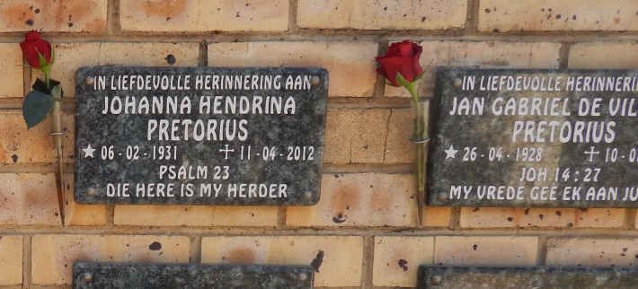 PRETORIUS Jan Gabriel de Villiers 1928-2013 &amp; Johanna Hendrina 1931-2012