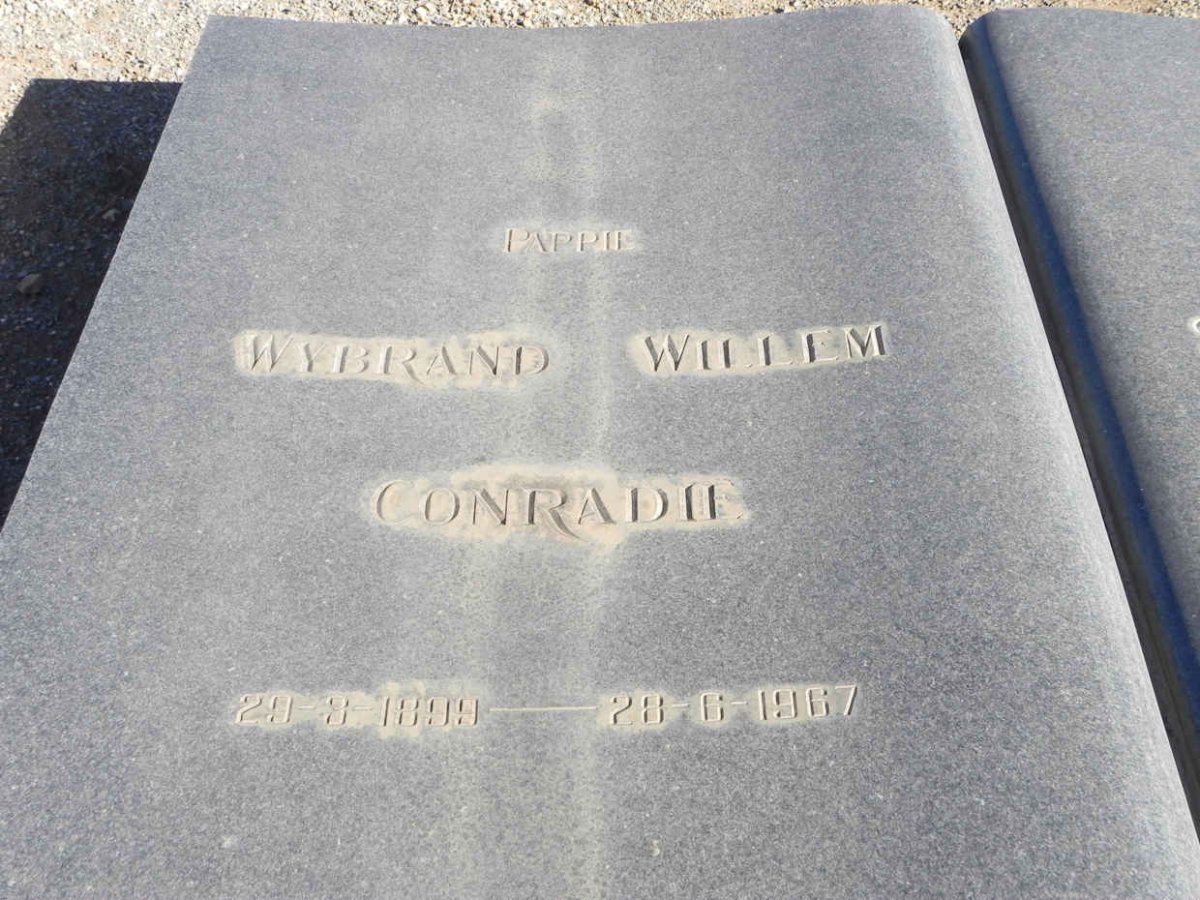 CONRADIE Wybrand Willem 1899-1967 &amp; Susanna Elizabeth Magrietha HARMZEN 1904-1967