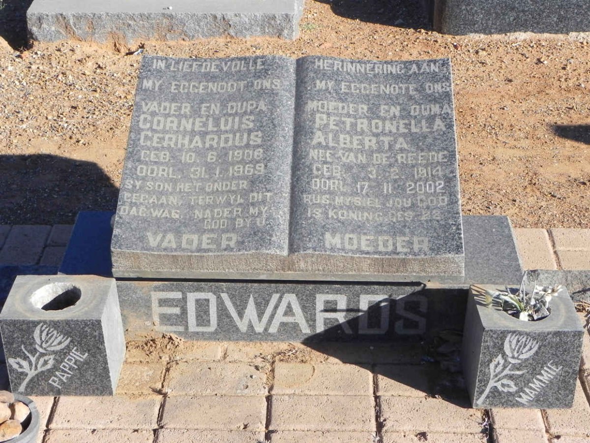 EDWARDS Corneluis Gerhardus 1908-1969 &amp; Petronella Alberta VAN DE REEDE 1914-2002