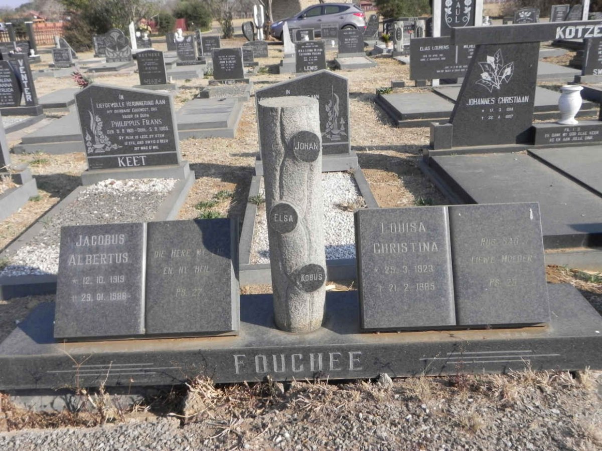 FOUCHEE Jacobus Albertus 1919-1986 &amp; Louisa Christina 1923-1985