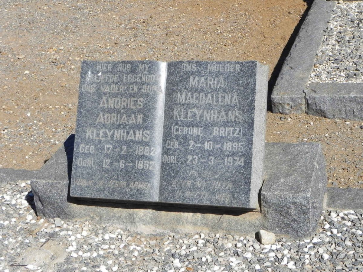 KLEYNHANS Andries Adriaan 1882-1952 &amp; Maria Magdalena BRITZ 1895-1974