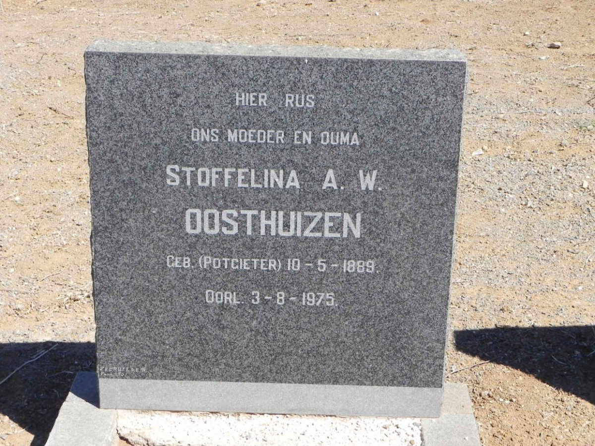 OOSTHUIZEN Stoffelina A.W. nee POTGIETER 1889-1975