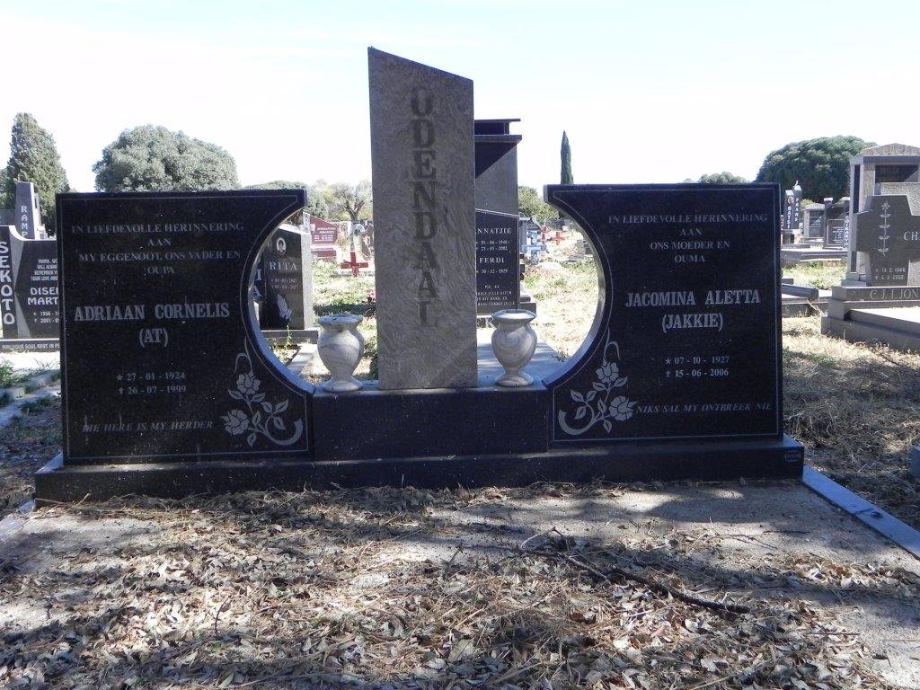 ODENDAAL Adriaan Cornelius 1924-1999 &amp; Jacomina Aletta 1927-2006