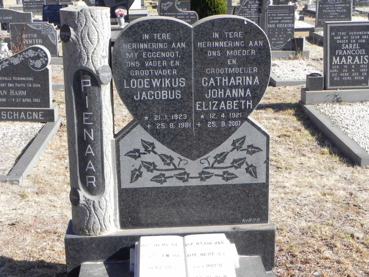PIENAAR Lodewikus Jacobus 1923-1981 &amp; Catharina Johanna Elizabeth 1921-2007