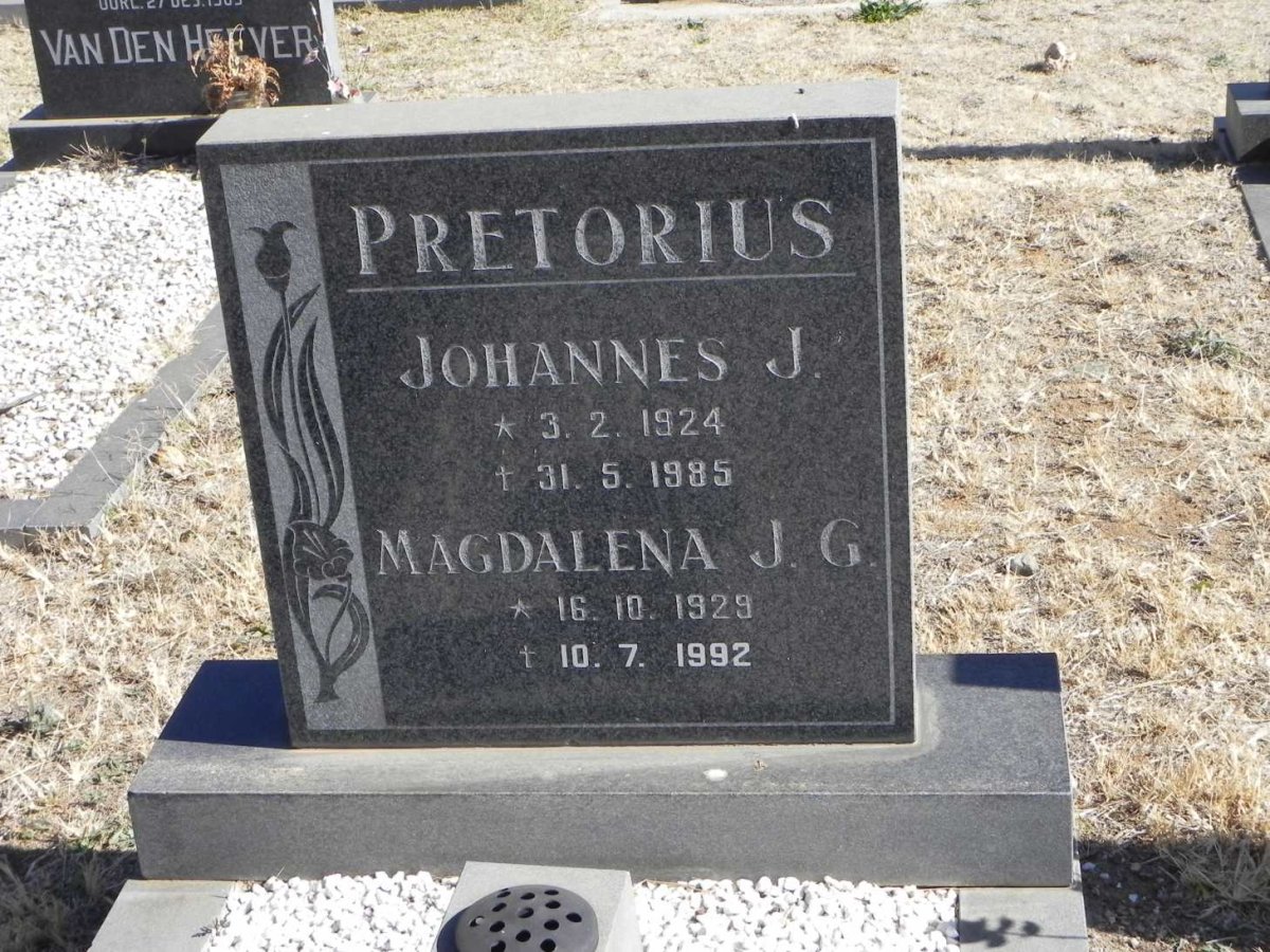 PRETORIUS Johannes J. 1924-1985 &amp; Magdalena J.G. 1929-1992