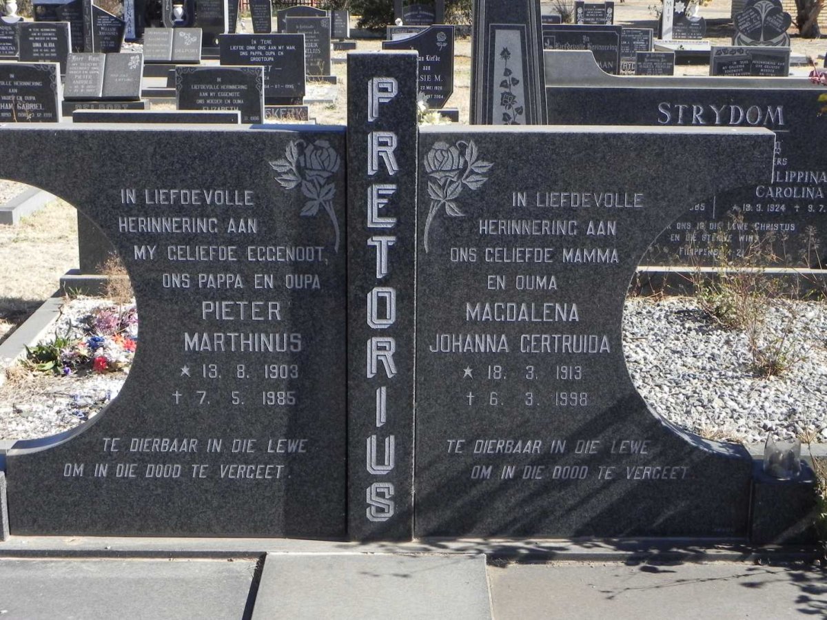 PRETORIUS Pieter Marthinus 1903-1985 &amp; Magdalena Johanna Gertruida 1913-1998