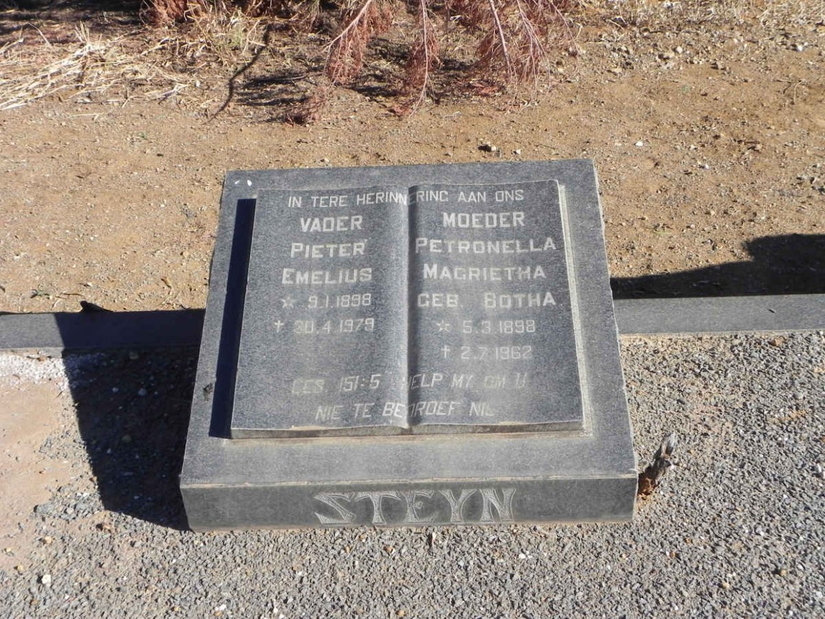 STEYN Pieter Emelius 1898-1979 &amp; Petronella Magrietha BOTHA 1898-1962