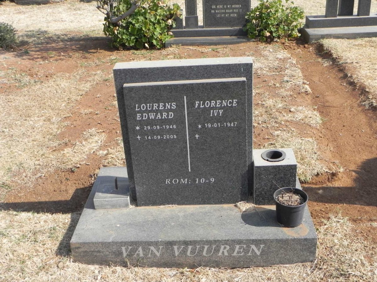VUUREN Lourens Edward, van 1946-2005 &amp; Florence Ivy 1947-