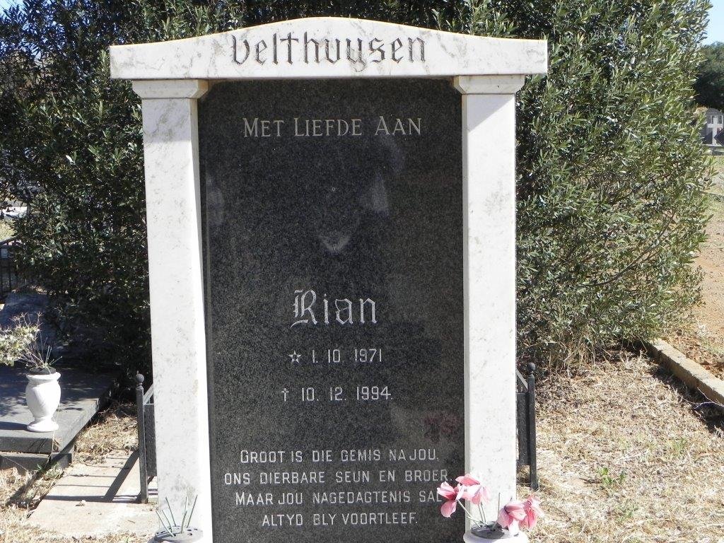 VELTHUYSEN Rian 1971-1994