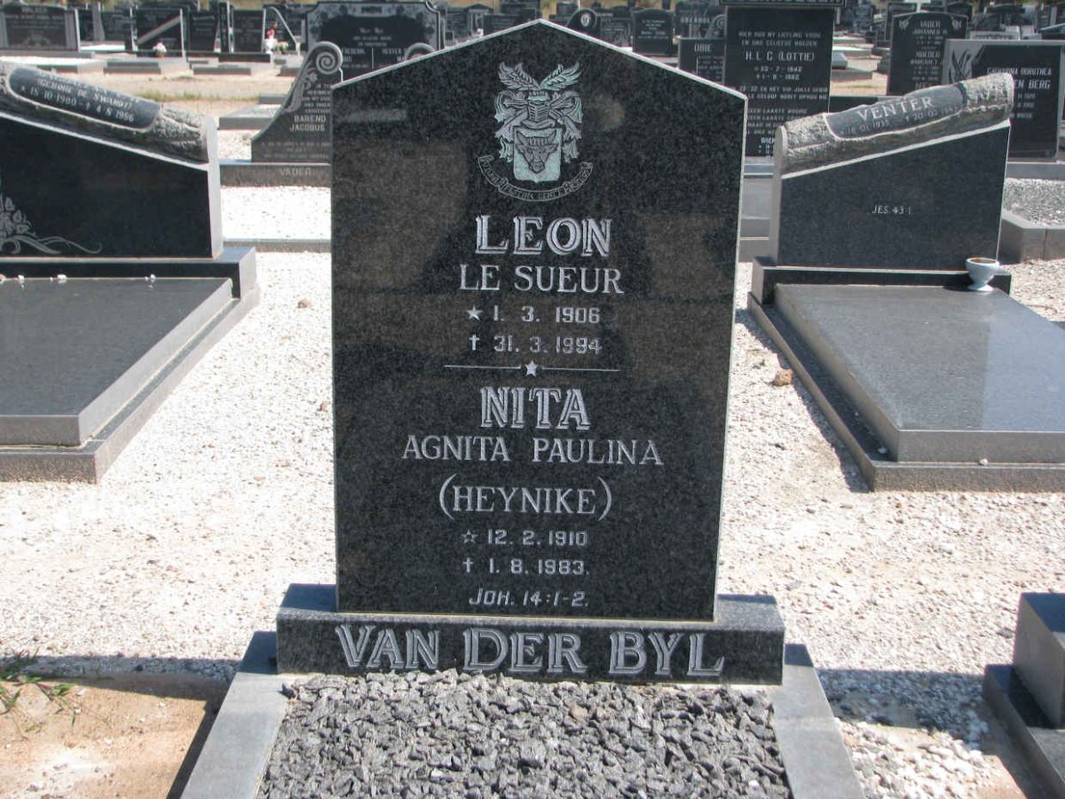BYL Le Sueur, van der 1906-1994 &amp; Agnita Paulina HEYNIKE 1910-1983