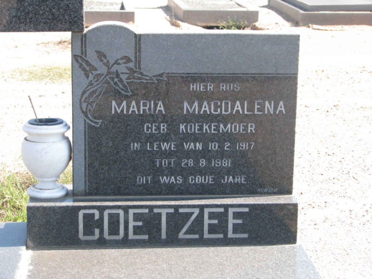 COETZEE Maria Magdalena nee KOEKEMOER 1917-1981