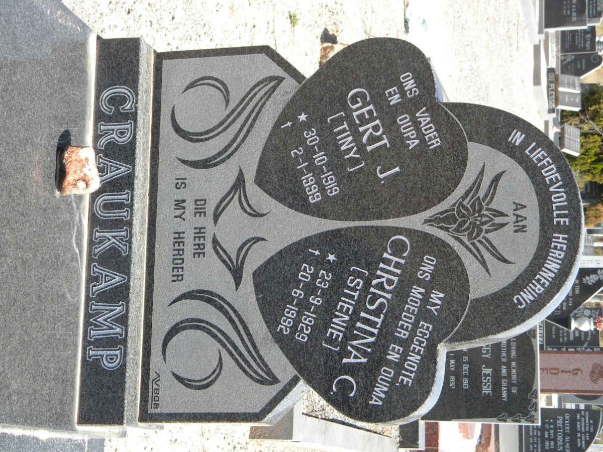 CRAUKAMP Gert J. 1919-1999 &amp; Christina C. 1929-1992