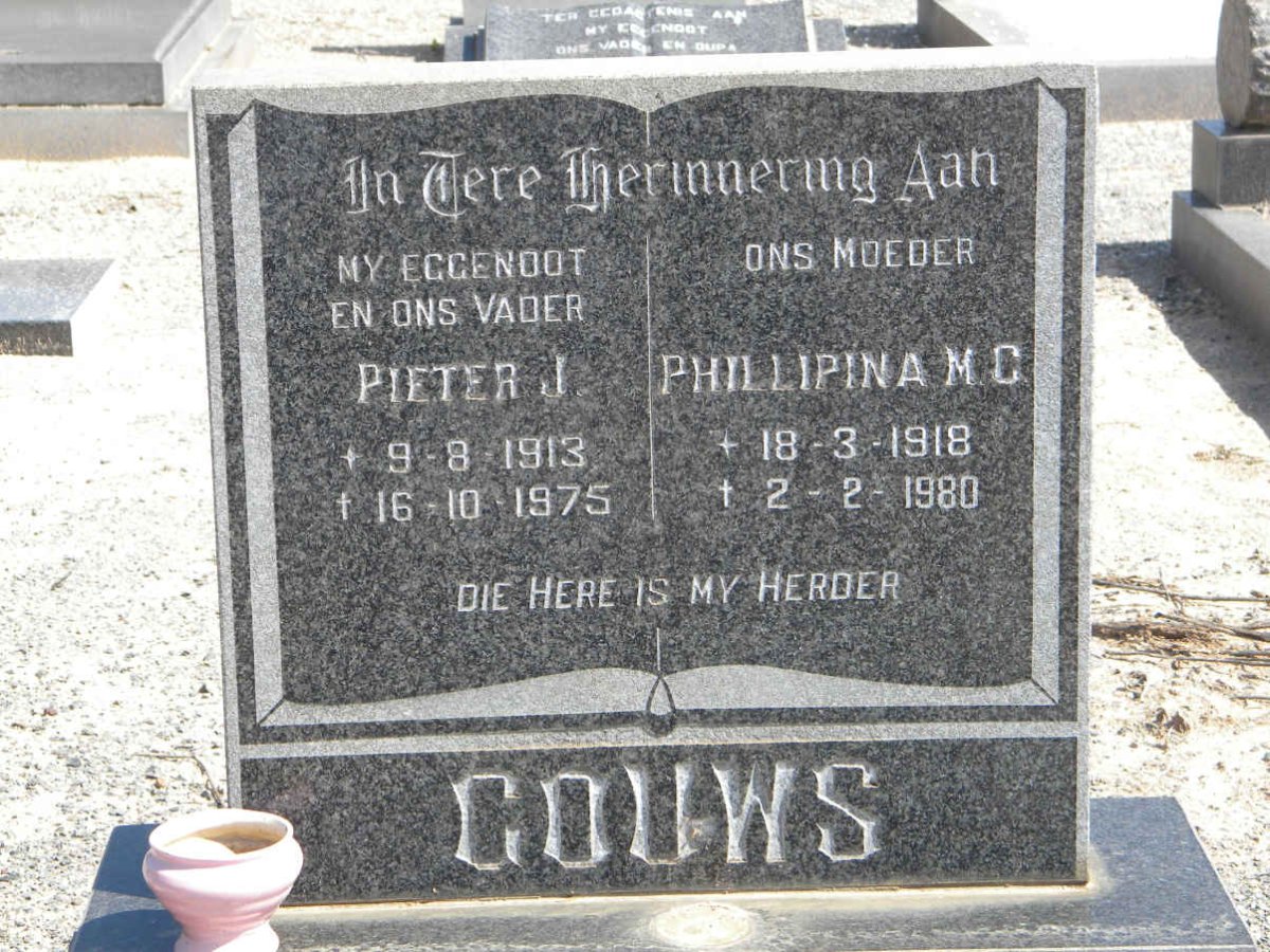 GOUWS Pieter J. 1913-1975 &amp; Phillipina M.C. 1918-1980