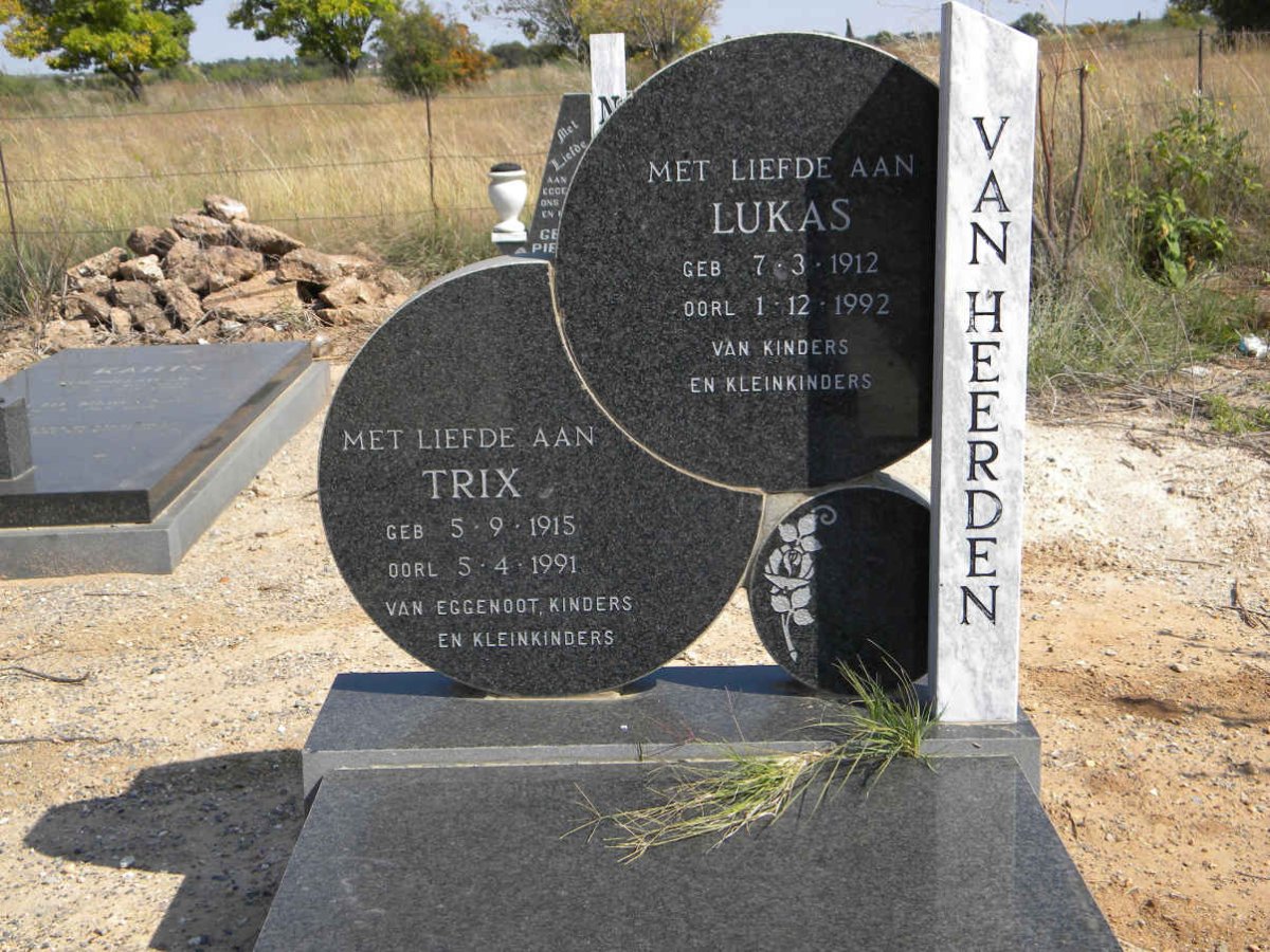 HEERDEN Lukas, van 1912-1992 &amp; Trix 1915-1991