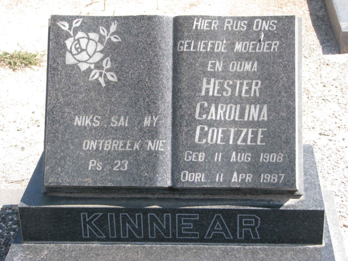 KINNEAR Hester Carolina Coetzee 1908-1987