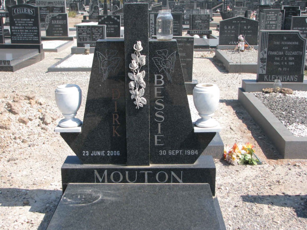 MOUTON Dirk -2006 &amp; Bessie -1984